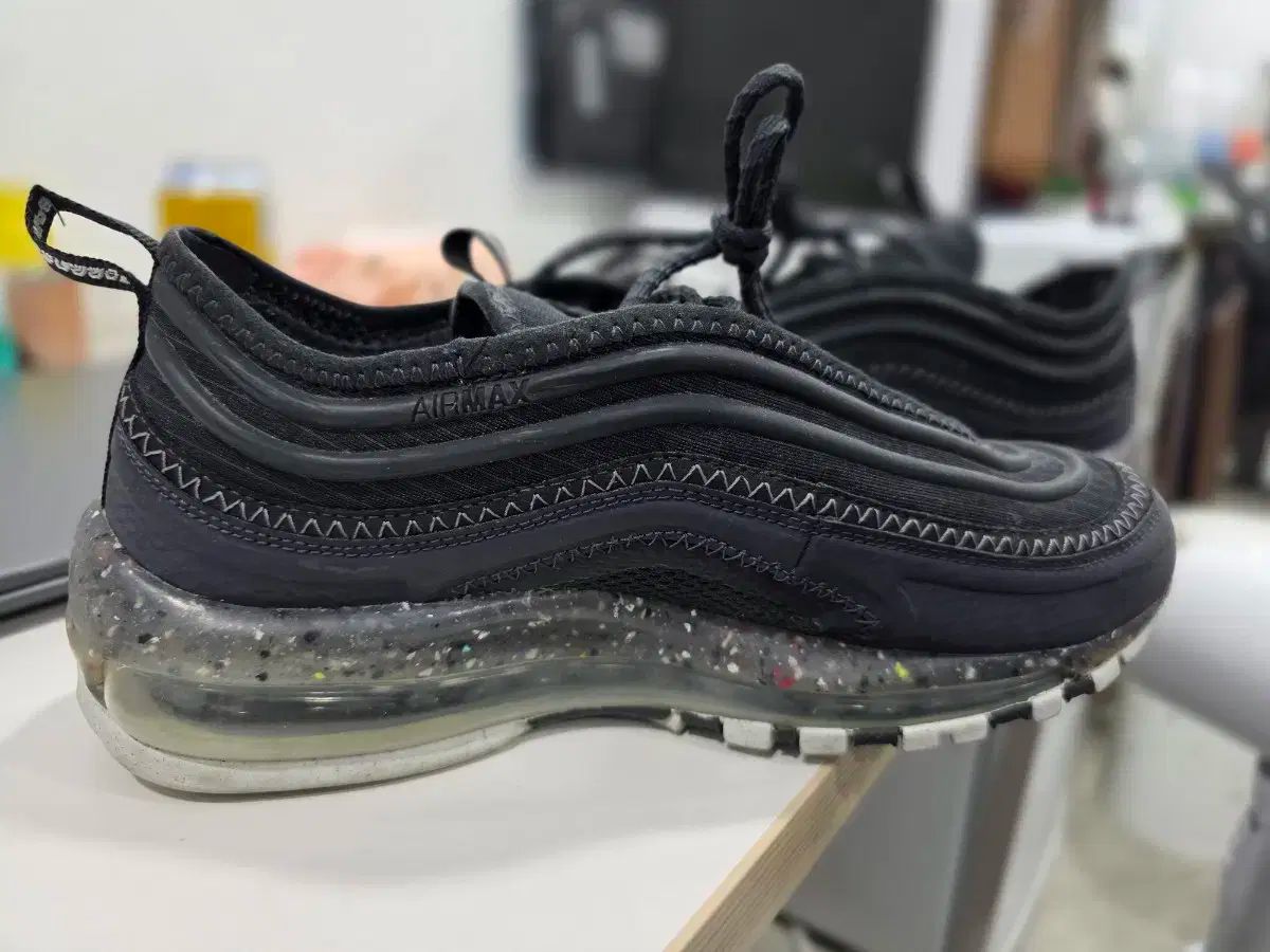 NIKE ナイキ エアマックス 97 テラスケープ 255 状態 良い