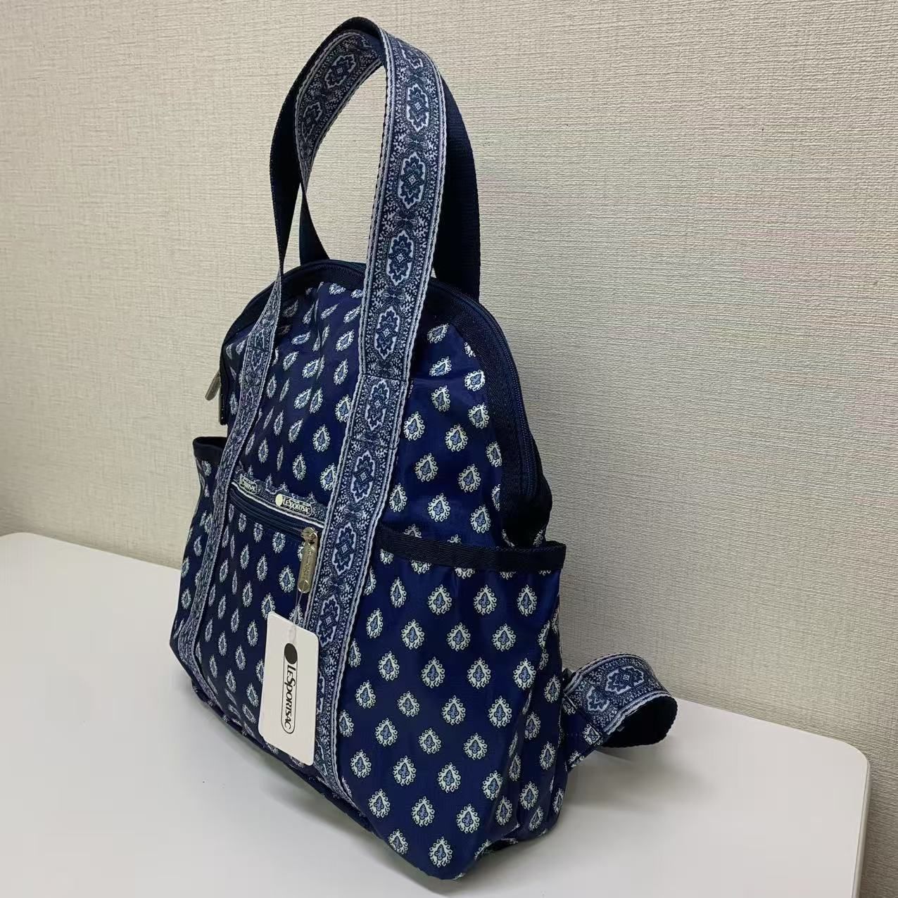 レスポートサックレゾリヴァードバックパック リュック 新品2442 楽天市場】レスポートサック リュックサック 2442 DOUBLE TROUBLE