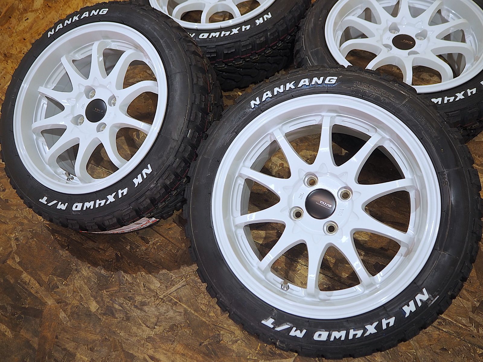 ☆ホワイトレター☆165/60R15 7J+30 4H100 人気 10本スポーク 深