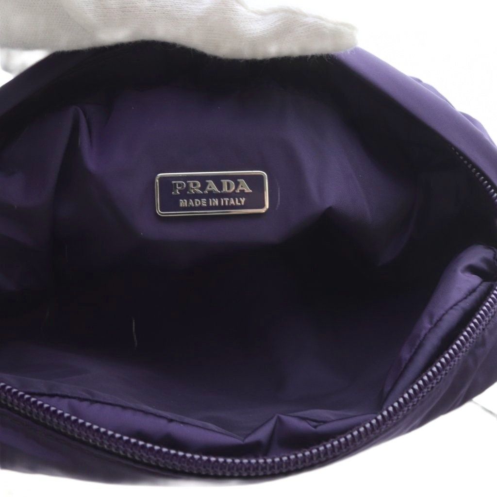 ナイロンポーチ