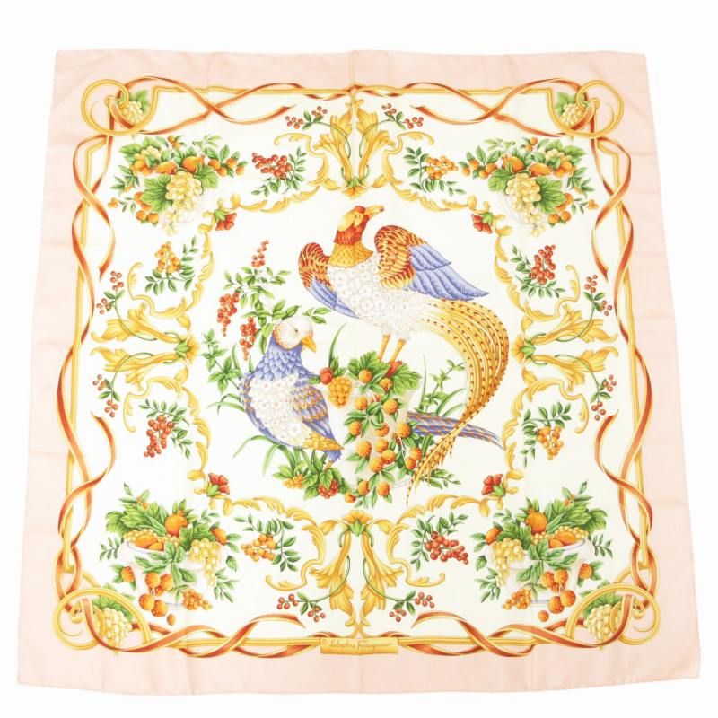 Salvatore Ferragamo 孔雀デザイン スカーフ Salvatore Ferragamo 孔雀