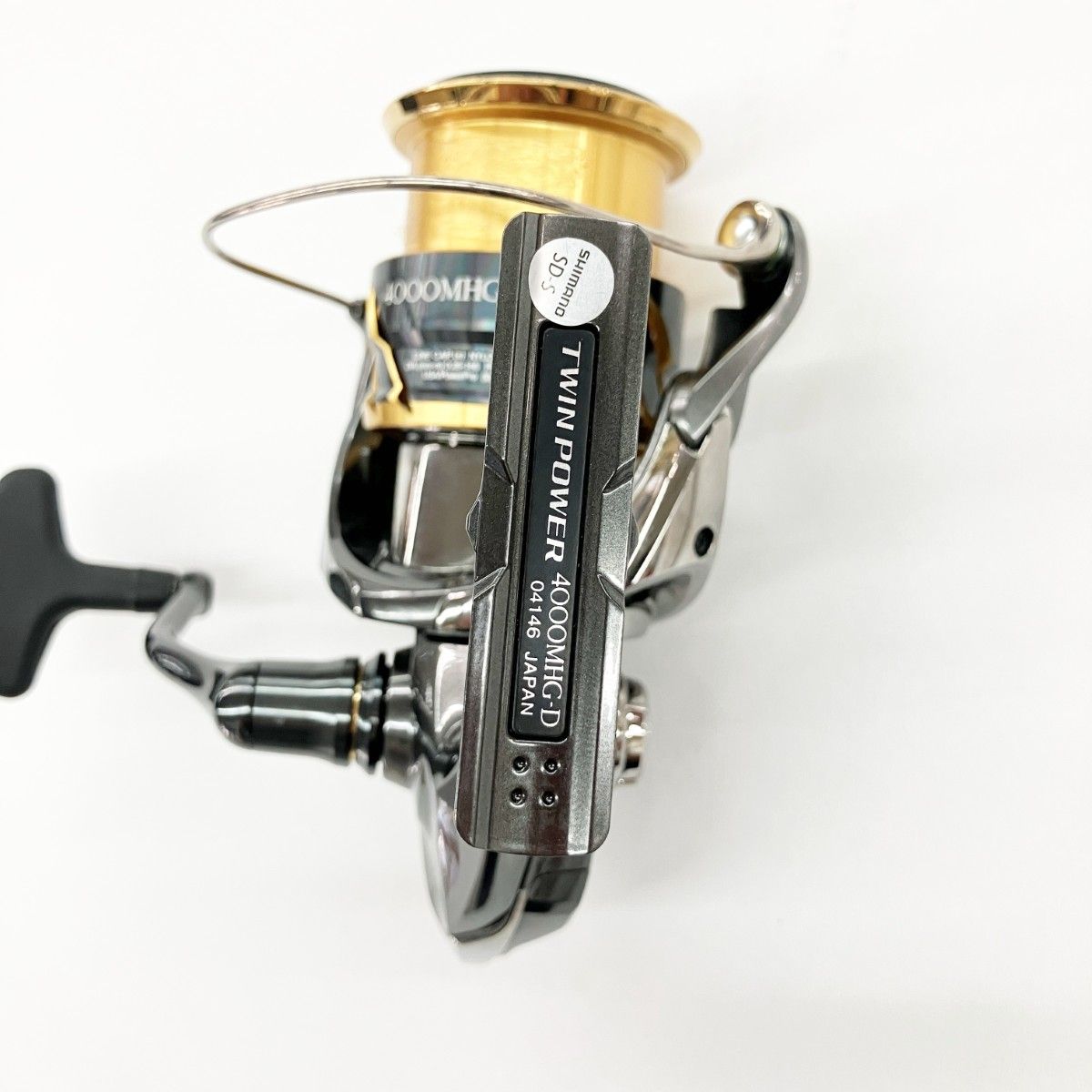 シマノ(SHIMANO) 20 ツインパワー 4000MHG ツインパワー ☆NEW