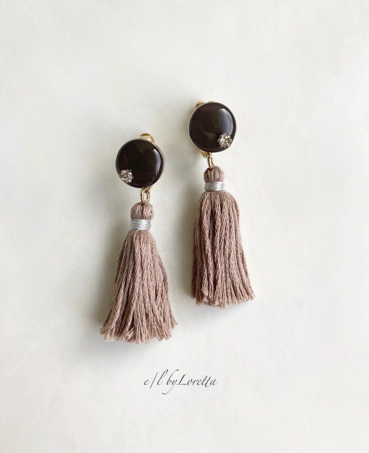 Mini circle tassel pierce&frasl;earring(Brown) [cc]