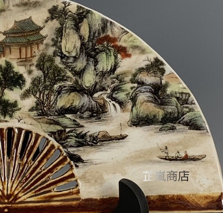 新作 民国時代のパステル色の山水磁器の扇の置物 装飾 陶磁器 景徳鎮 工芸品
