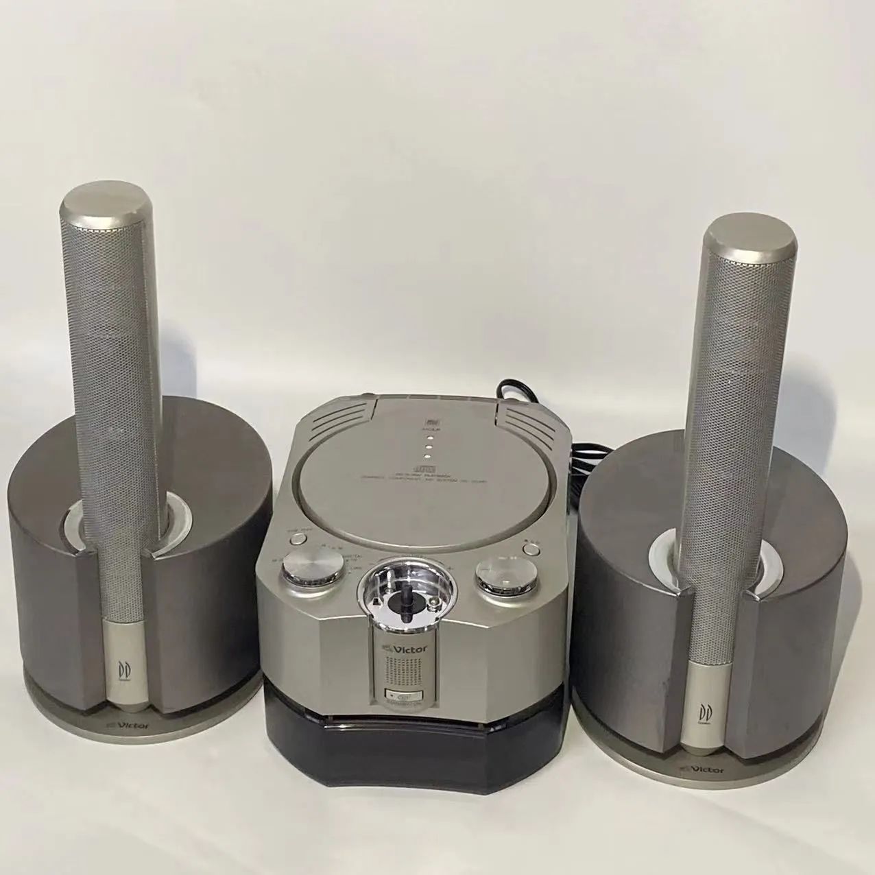 【ジャンク】ビクター　CDプレーヤー SS-D5MD ジャンク品 ビクター CDプレーヤー SS-D5MD - メルカリ - ラジオ