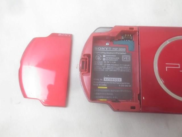 PSP PSP3000 ラディアント レッド　本体　充電器 SONY PSP 3000 ラディアント・レッド (PSP-3000RR) 本体 すぐ