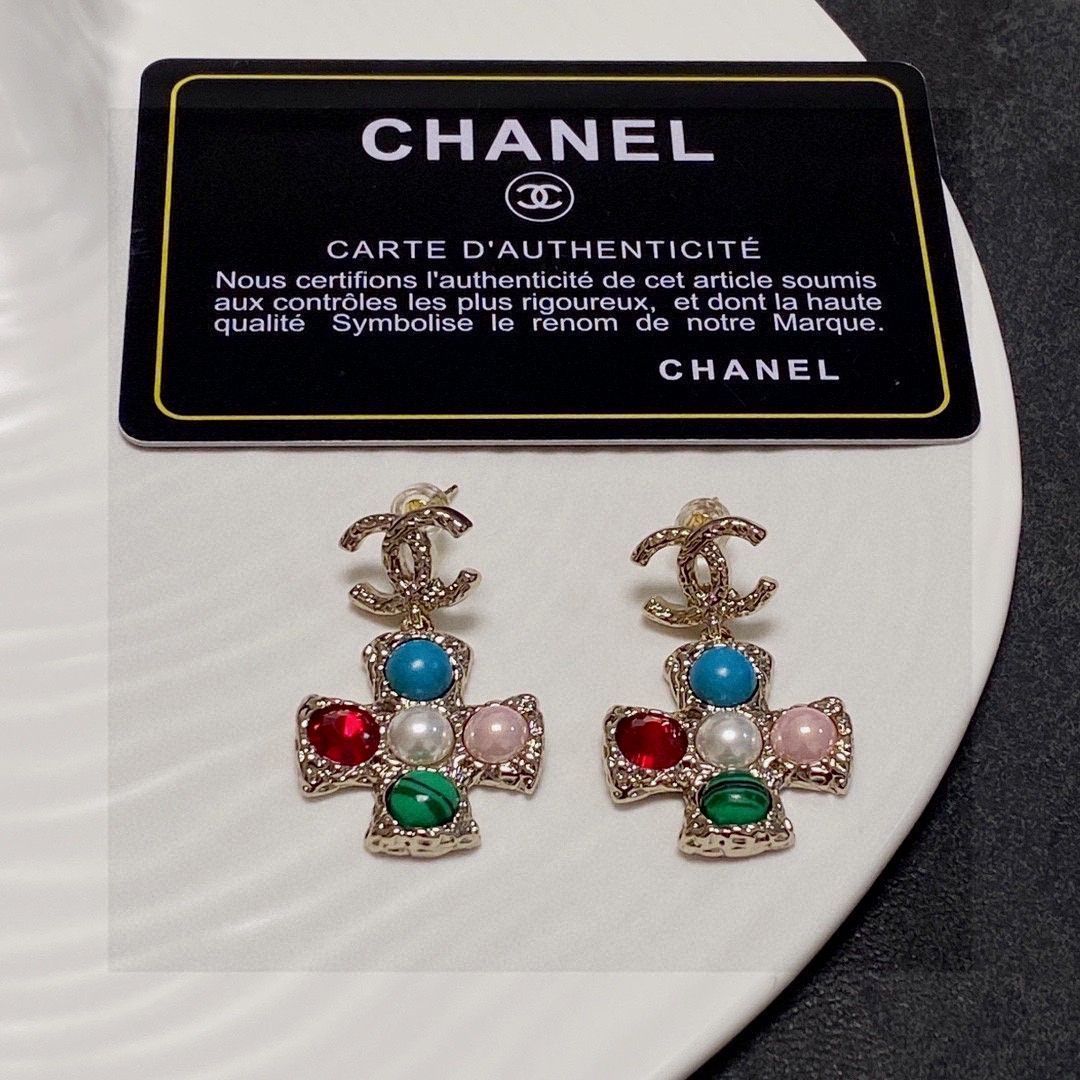 今日特価】CHANEL ダブル C イヤリング 送料無料!在庫限定 今日特価】CHANEL ダブル C イヤリング 送料無料!在庫限定