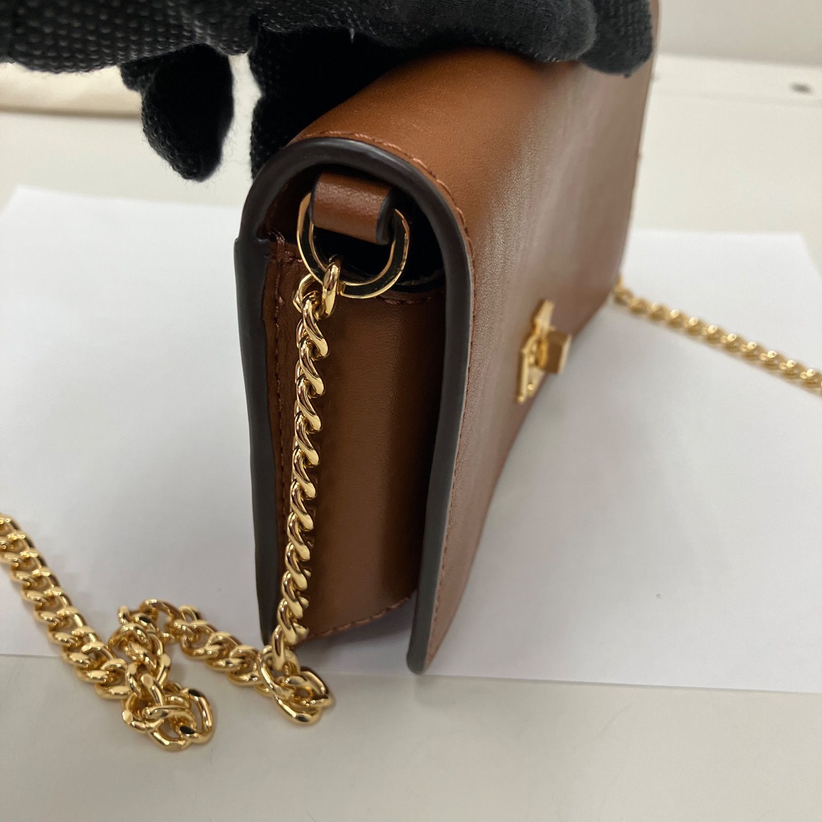 レザークロスボディ