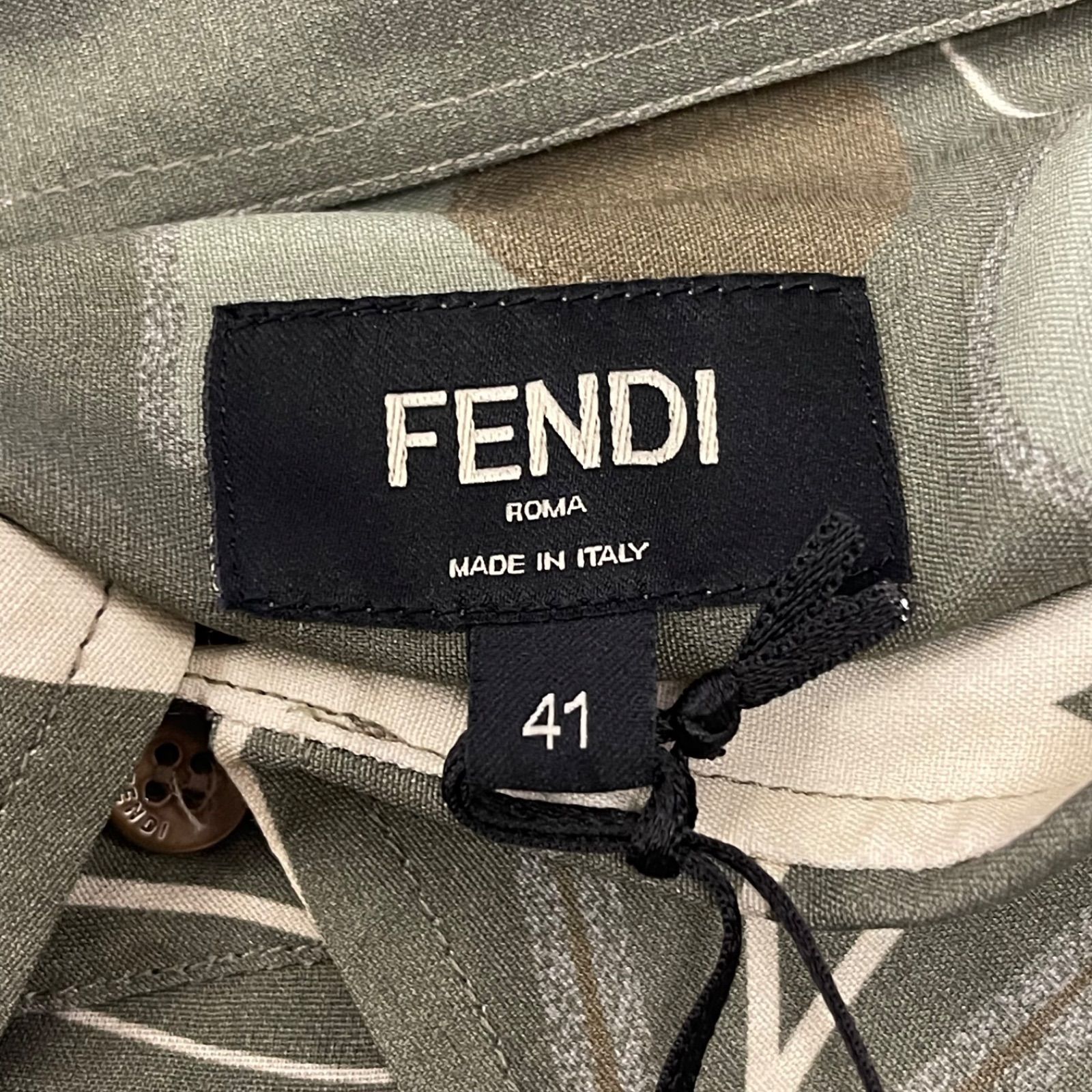 FENDI フェンディ