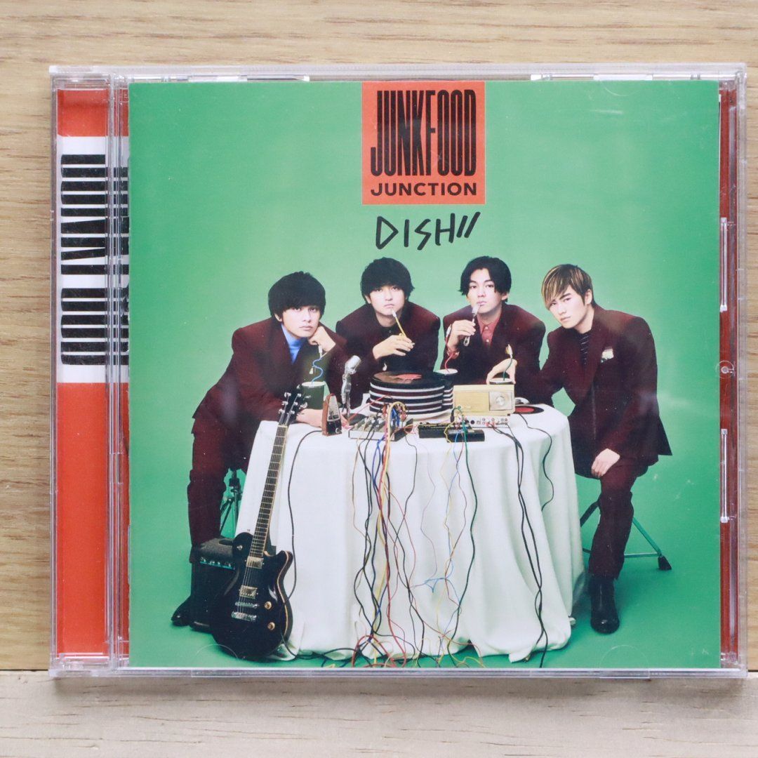 DISH// Junkfood Junction DISH⁄⁄ - Junkfood Junction Lyrics and