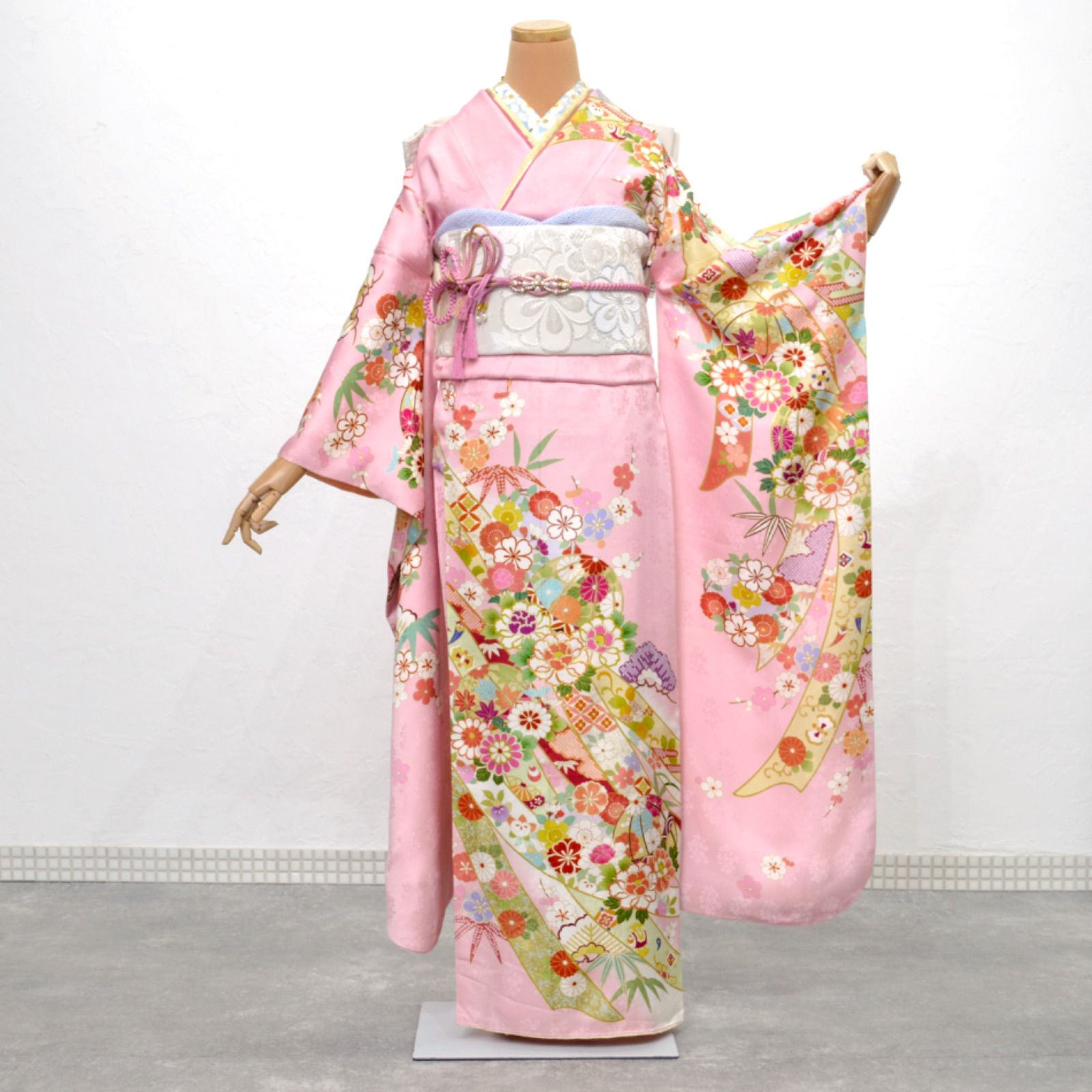 振り袖　フルセット　別誂長襦袢付　白　パールトーン　金彩加工　刺繍入り　219 訳あり特価》振袖フルセット S〜Mサイズ 正絹 成人式 振袖セット