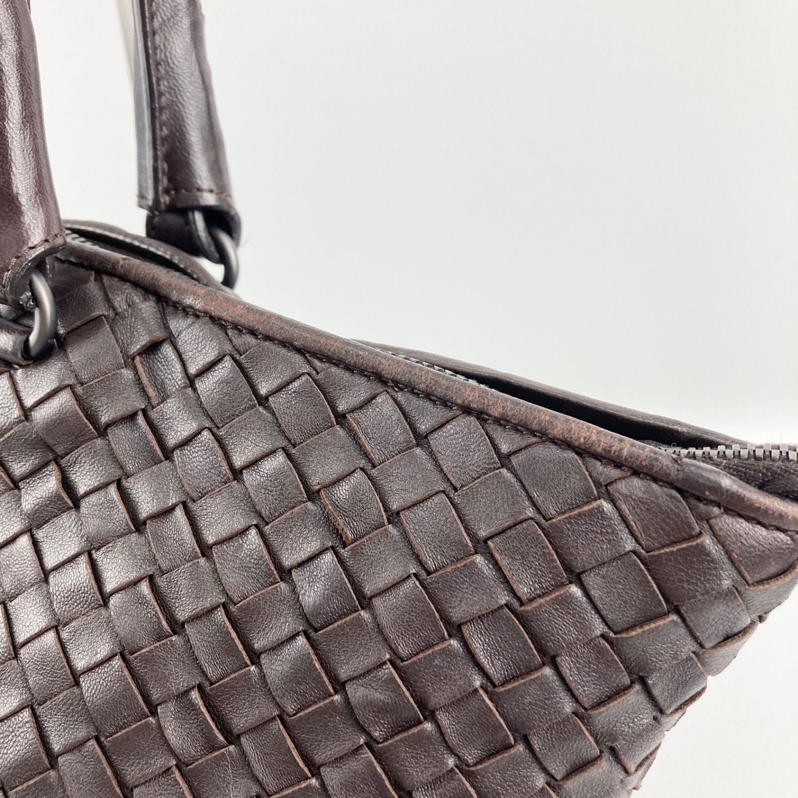 【日曜までお値下げ】BOTTEGA VENETA ダークブラウン　ハンドバッグ BOTTEGA VENETA ボッテガ ヴェネタ イントレチャート レザー