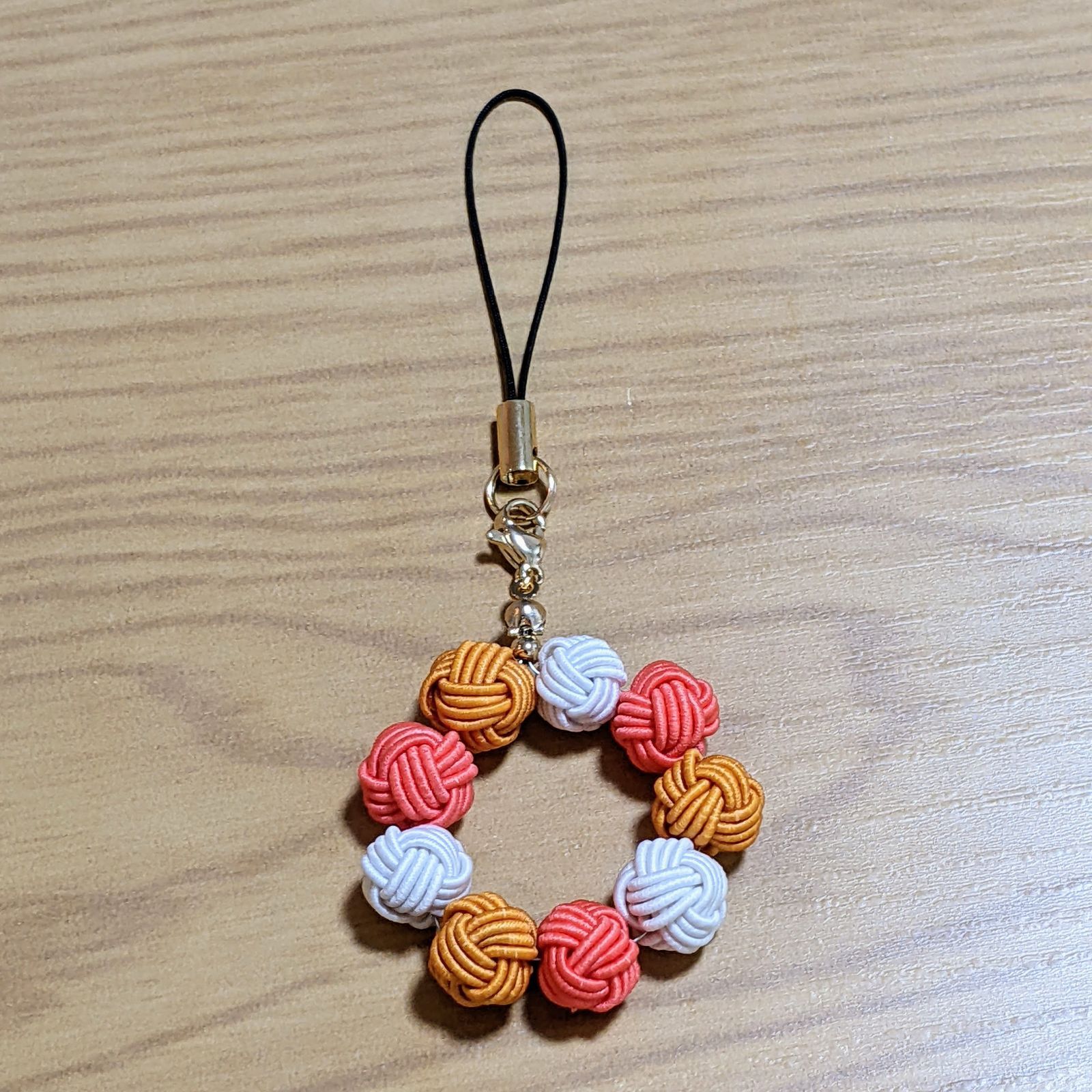 水引ビーズの輪 オレンジ ストラップ - メルカリ