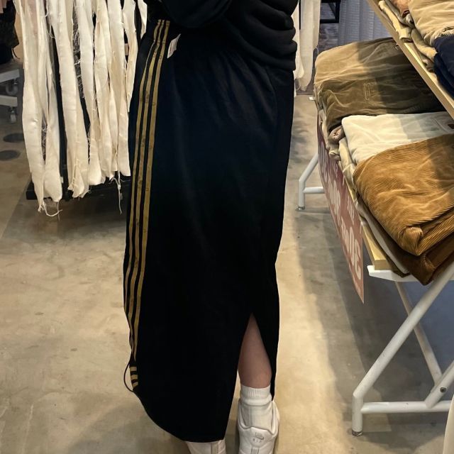 CaNARi  adidaリメイクスカート CaNARi adidaリメイクスカート - メルカリ