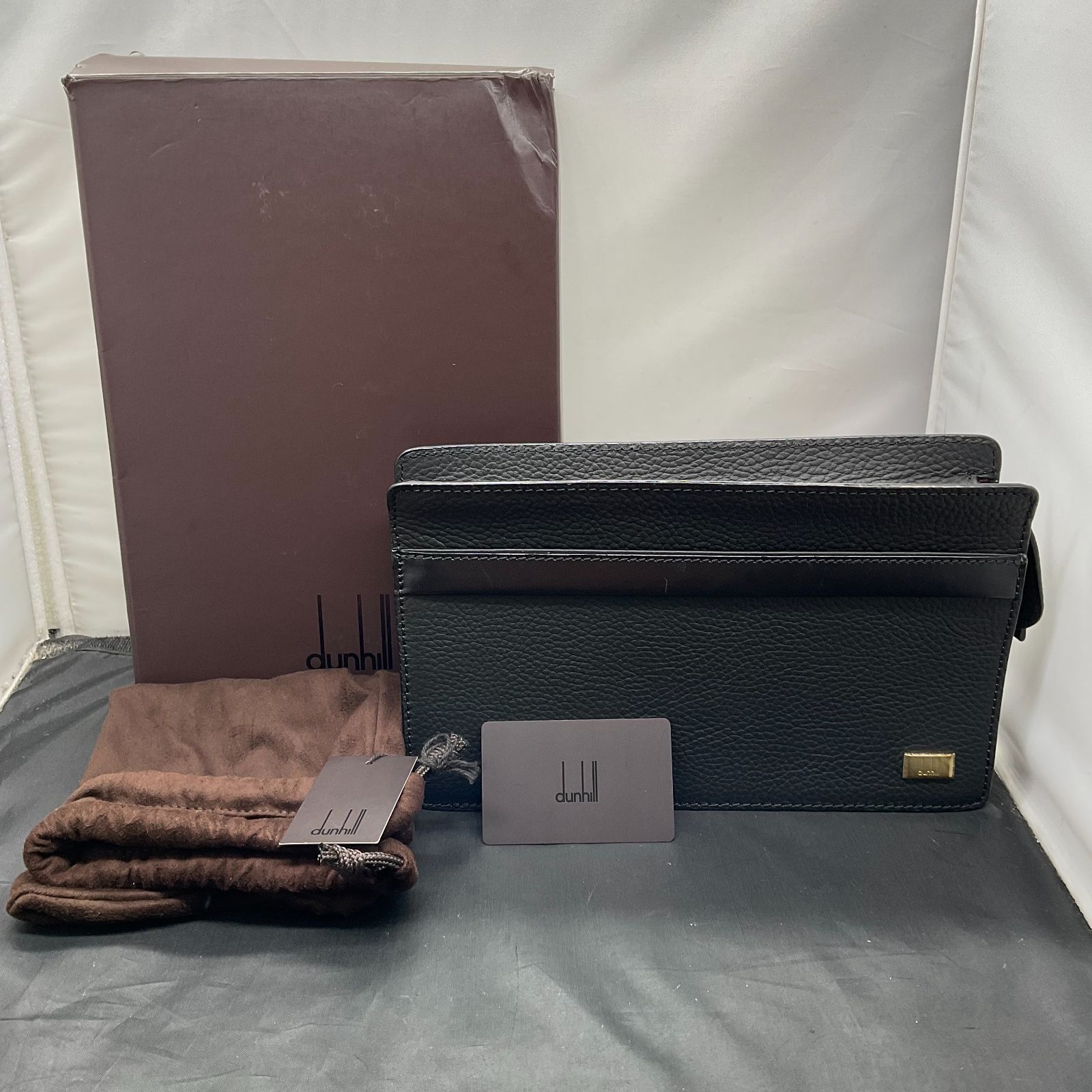 ダンヒル クラッチバッグ レザー 黒 B25082823