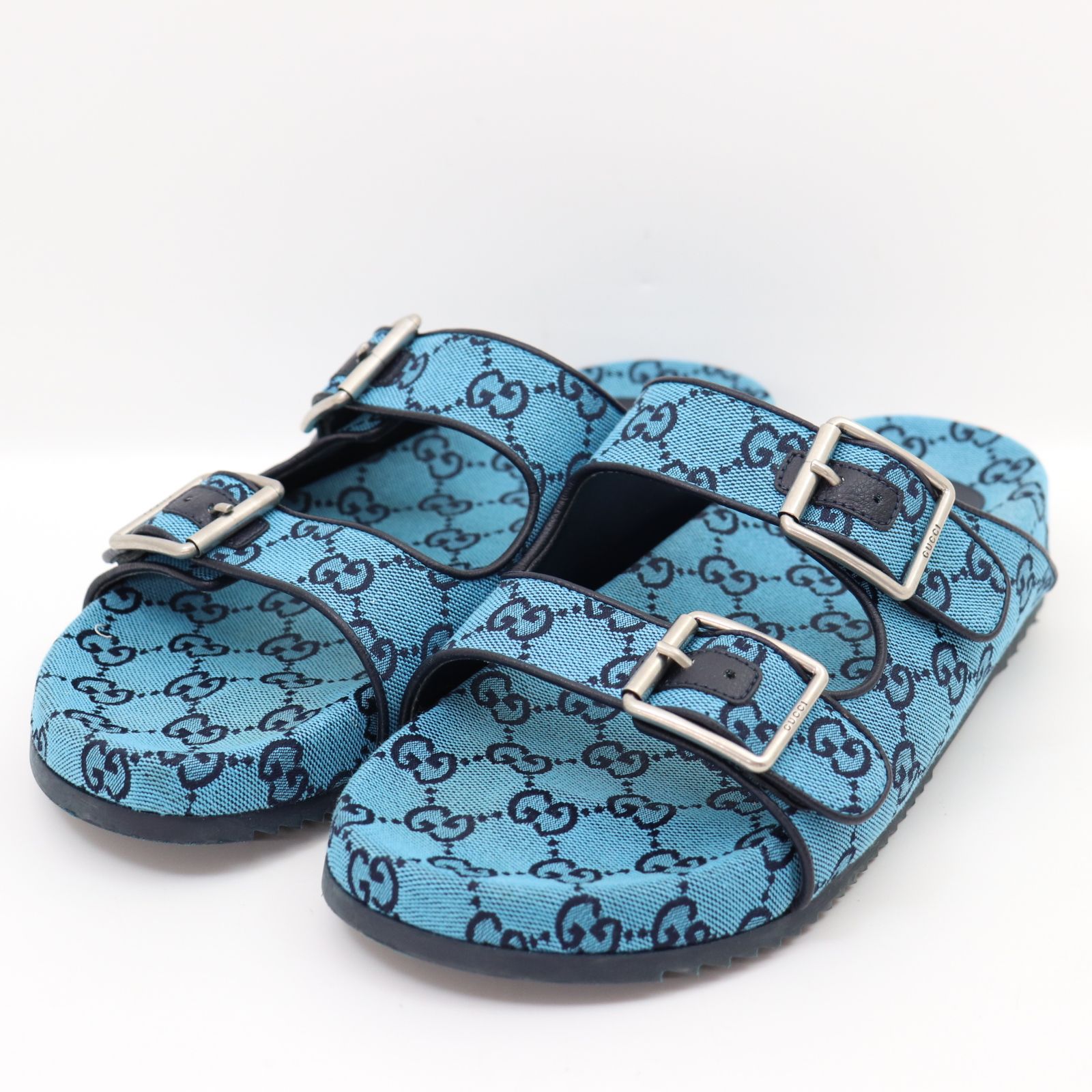新品未使用　Gucci ホワイト/ネイビー サンダル　グッチ　38 新品未使用 Gucci ホワイト/ネイビー サンダル グッチ 38