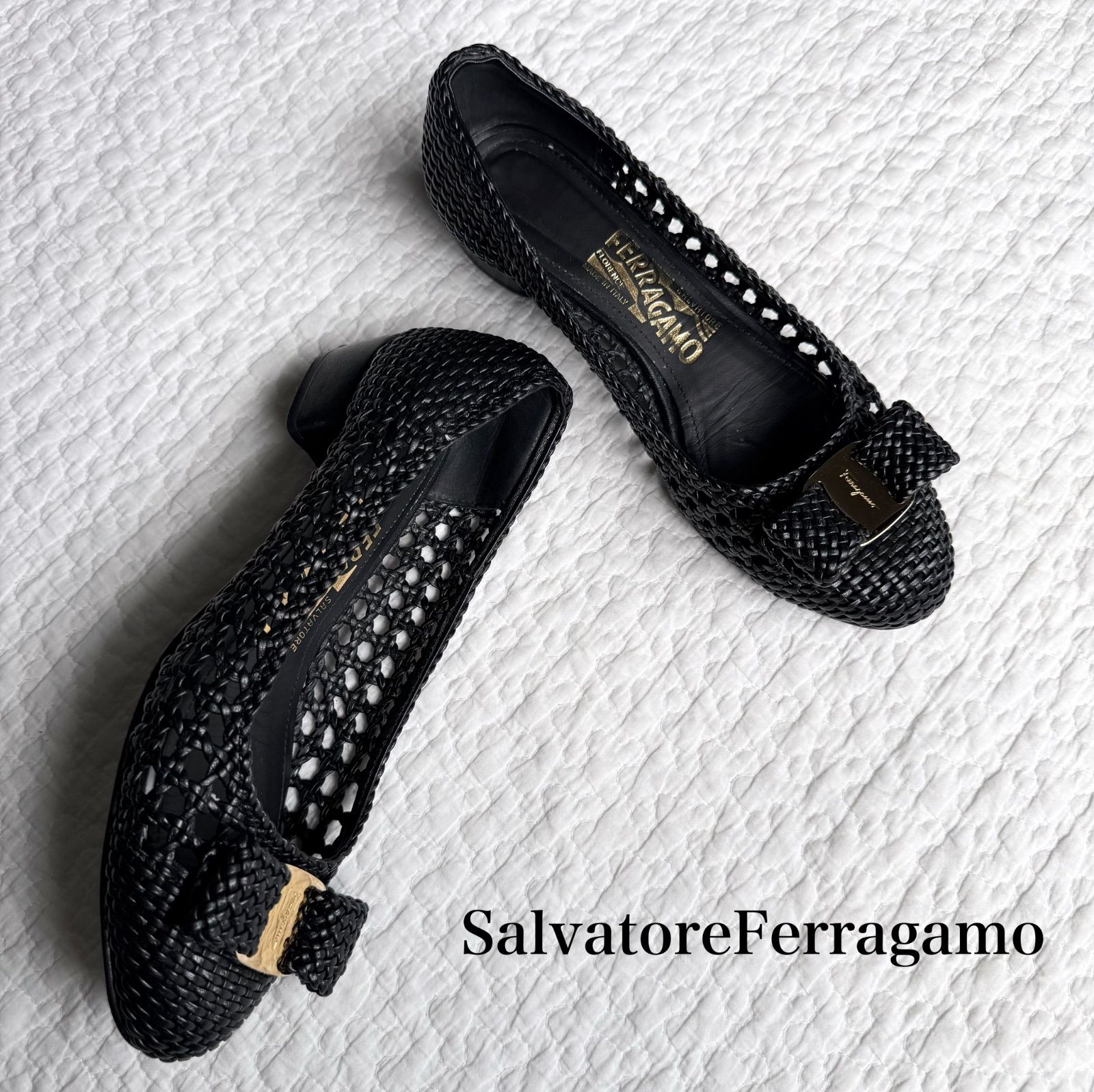 極美品✨サルバトーレフェラガモ クロコ型押 ヴァラリボン パンプス 黒 Salvatore Ferragamo - サルヴァトーレ・フェラガモ【Ferragamo