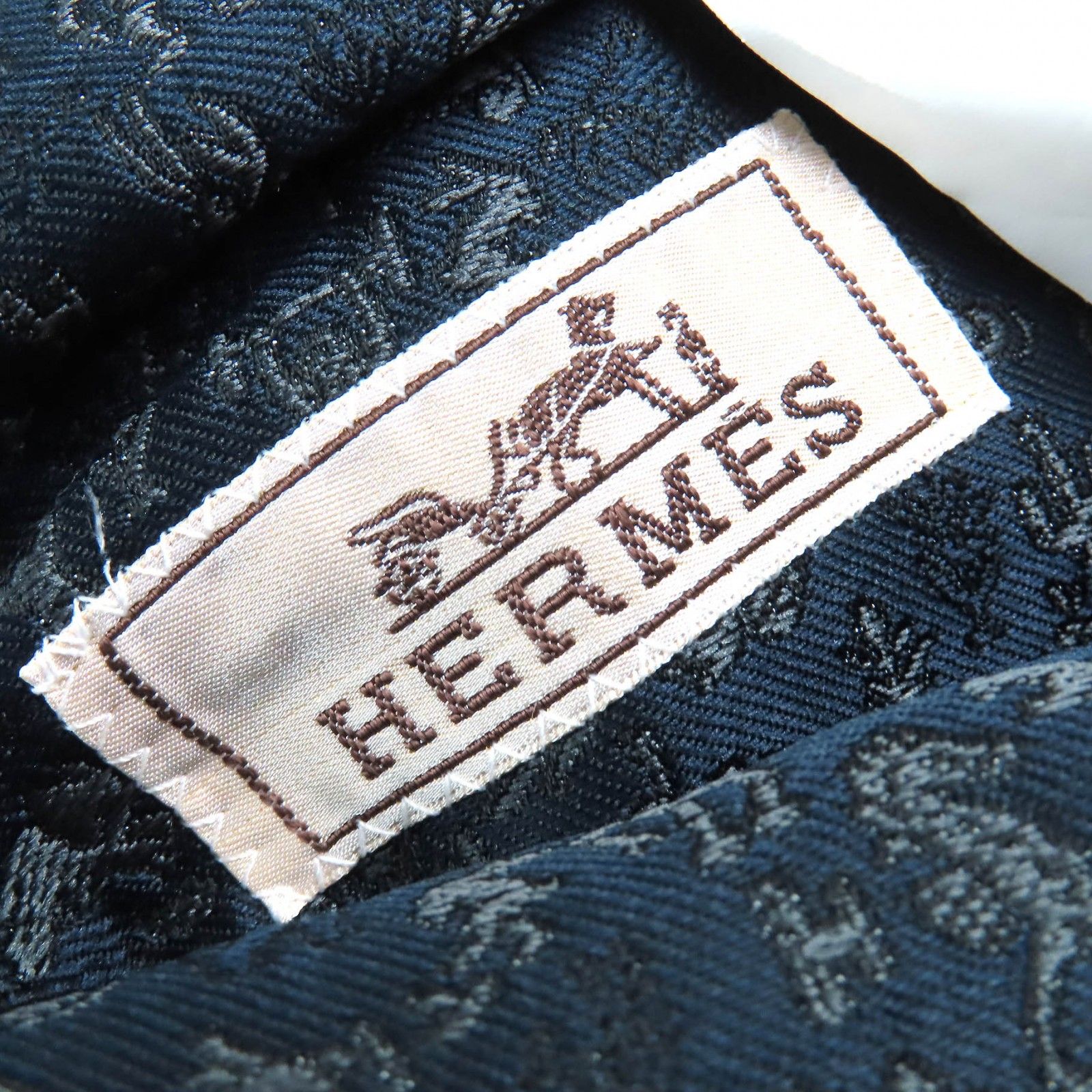 HERMES エルメス　ビンテージ 裏地ロゴ総柄 テーラードジャケット HERMES エルメス ビンテージ 裏地ロゴ総柄 テーラードジャケット