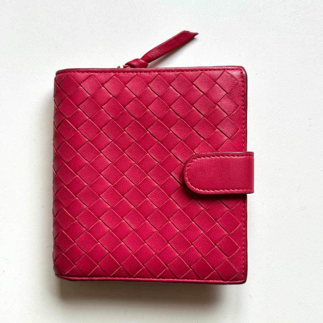 ボッテガヴェネタ BOTTEGA VENETA 二つ折り財布 イントレチャート ピンク