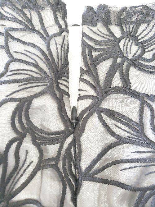 ◇ ⊂ tocco closet トッコ クローゼット 花柄 ミニ丈 ベア