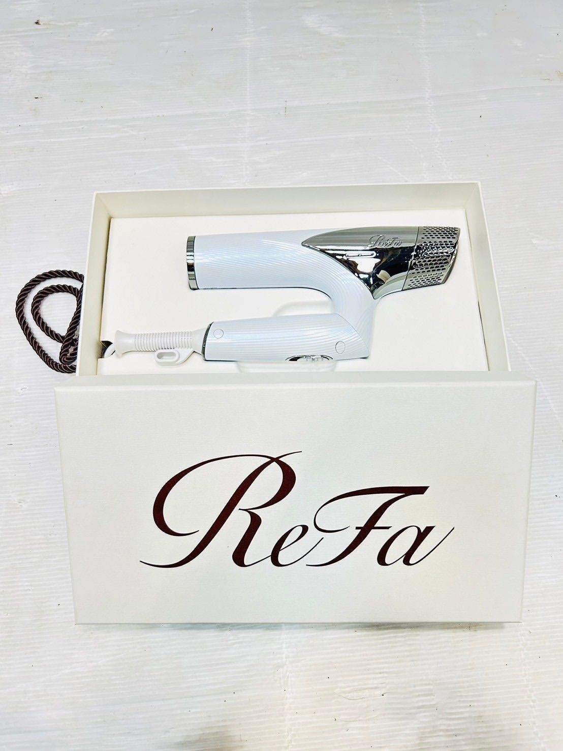 リファビューテック ドライヤースマート RE-AN-02A（ホワイト）