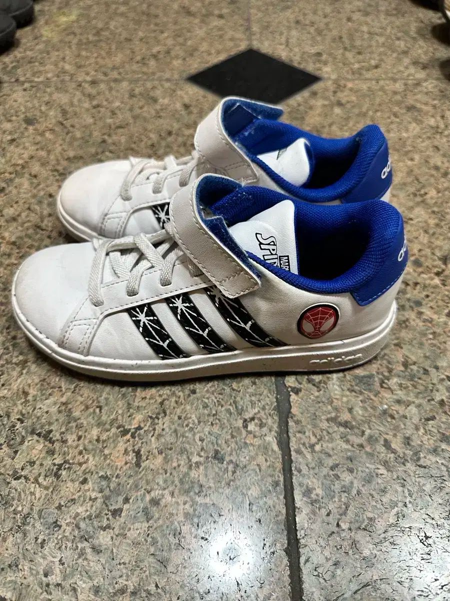 adidas(アディダス) スパイダーマン 白 190