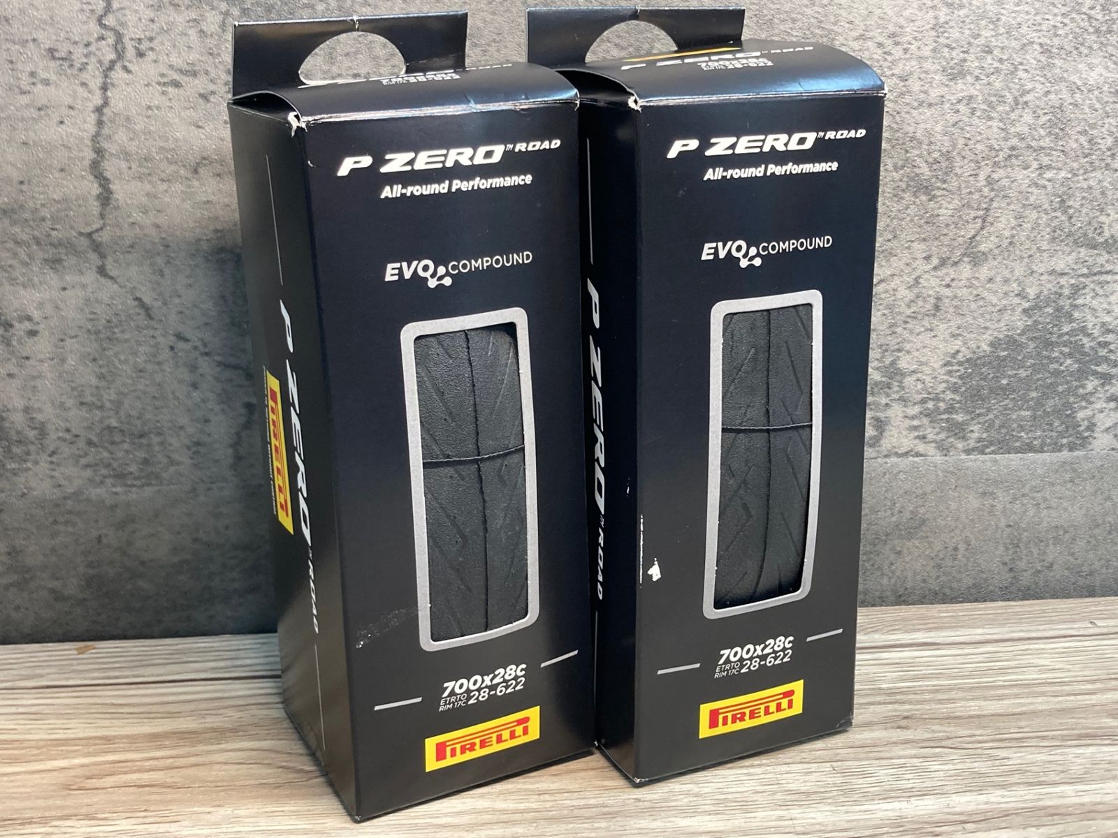 新品2本セットPIRELLI P ZERO ROAD 700×28cクリンチャー
