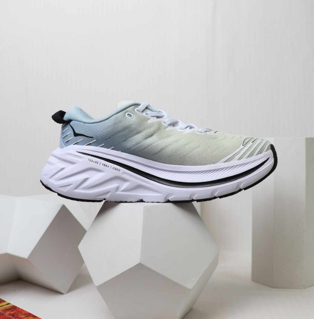 HOKA ボンダイX (25.5cm) - スパイク・シューズ