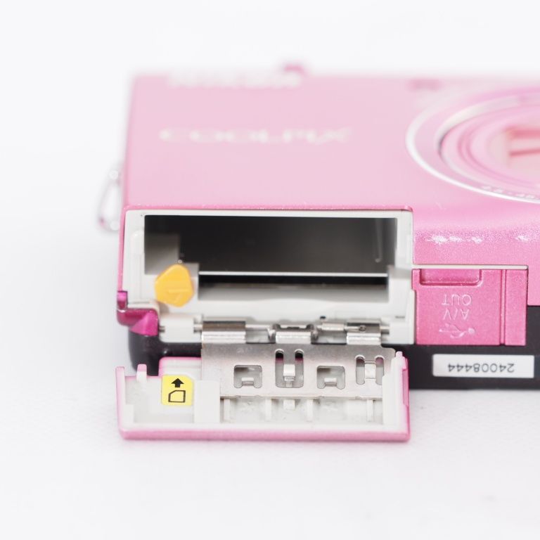 Nikon ニコンデジタルカメラ COOLPIX (クールピクス) S6200 チェリー