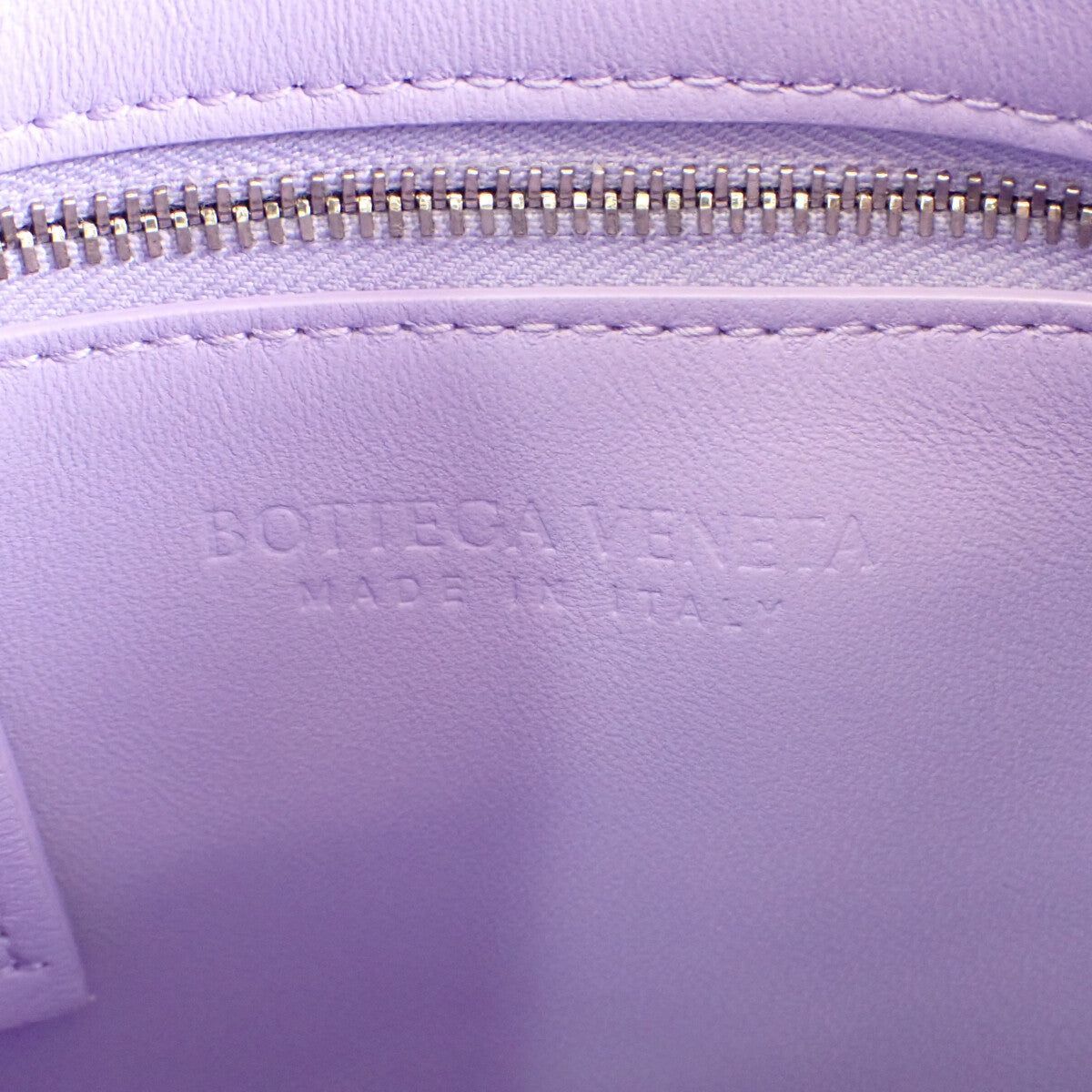 BOTTEGA VENETA ミニカセットトート 縦型 トートバッグ - メルカリ