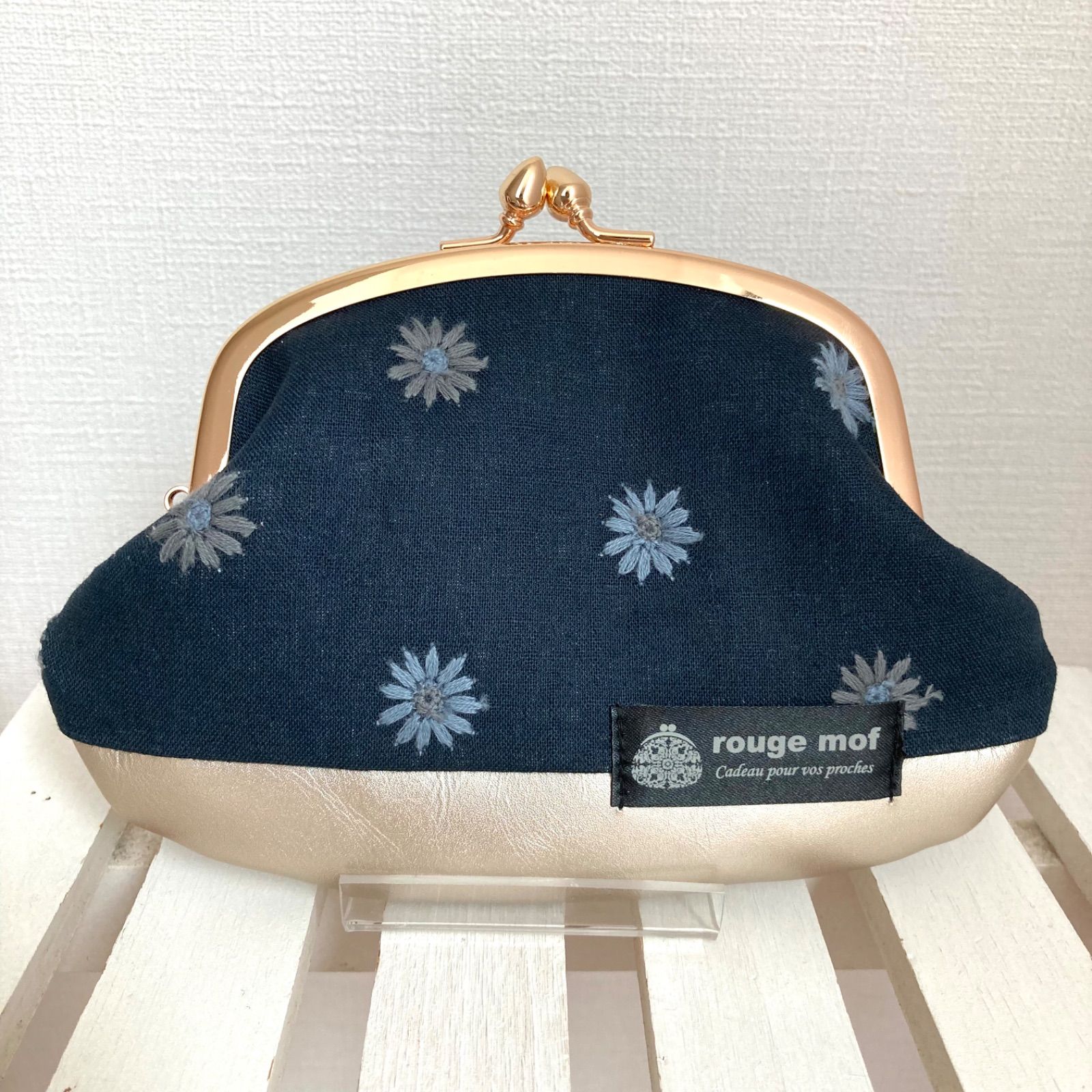 花柄刺繍生地と本革の親子がま口財布 ハンドメイド - メルカリ