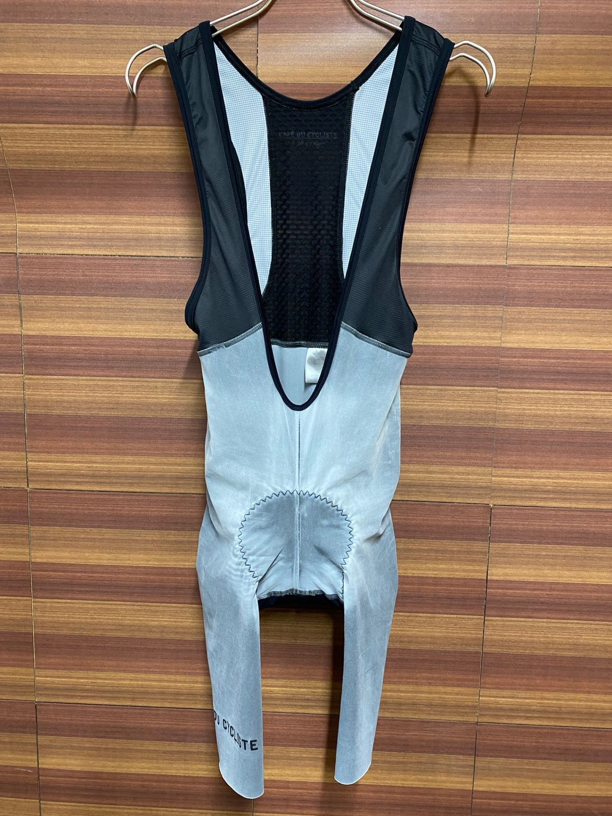 IU646 カフェドシクリステ Cafe Du Cycliste ADELINE ビブショーツ XS グレー