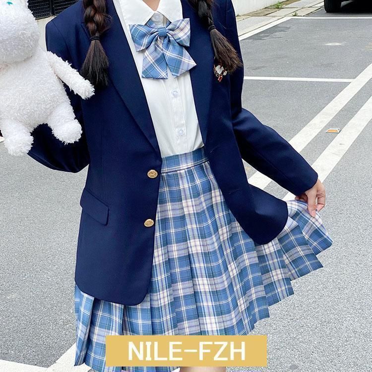 高校生 なんちゃって制服