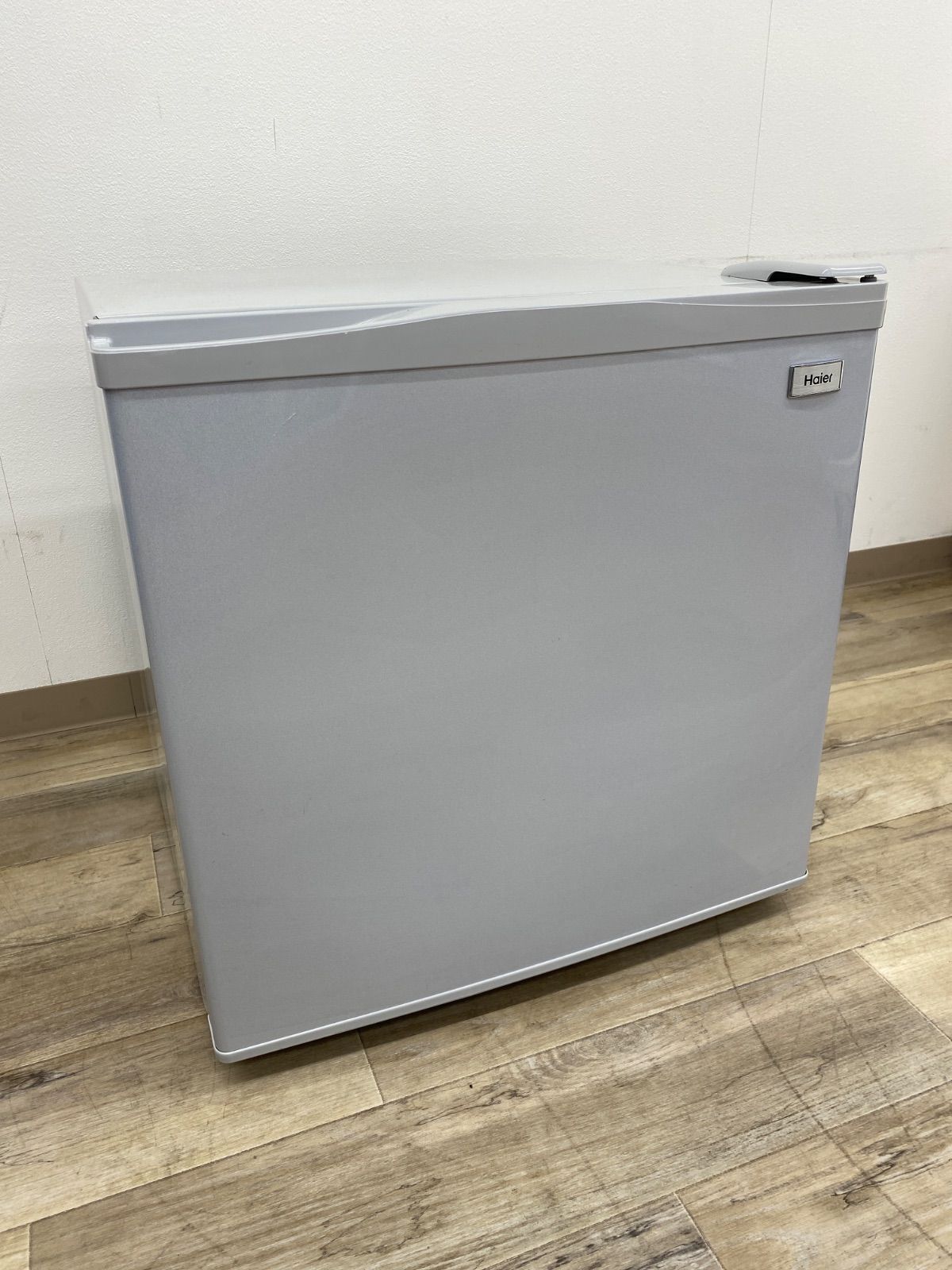 IRO DAPHNAWP30GRY04 関税送料込 ハイアール 150L 冷凍庫 JF-TMNC150A-H【標準配送料2000円＋標準