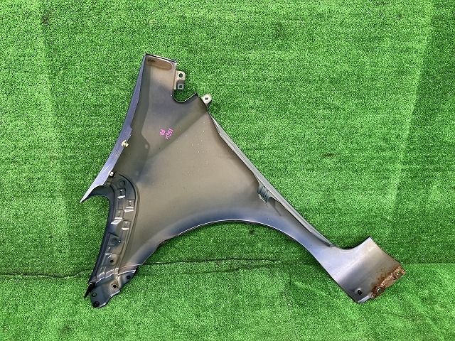 iQ KGJ10 右フロントフェンダー 100X 53801-74010 8R3 KGJ10 中古中古部品 右フロントフェンダー iQ 53801-74010 100X 8R3