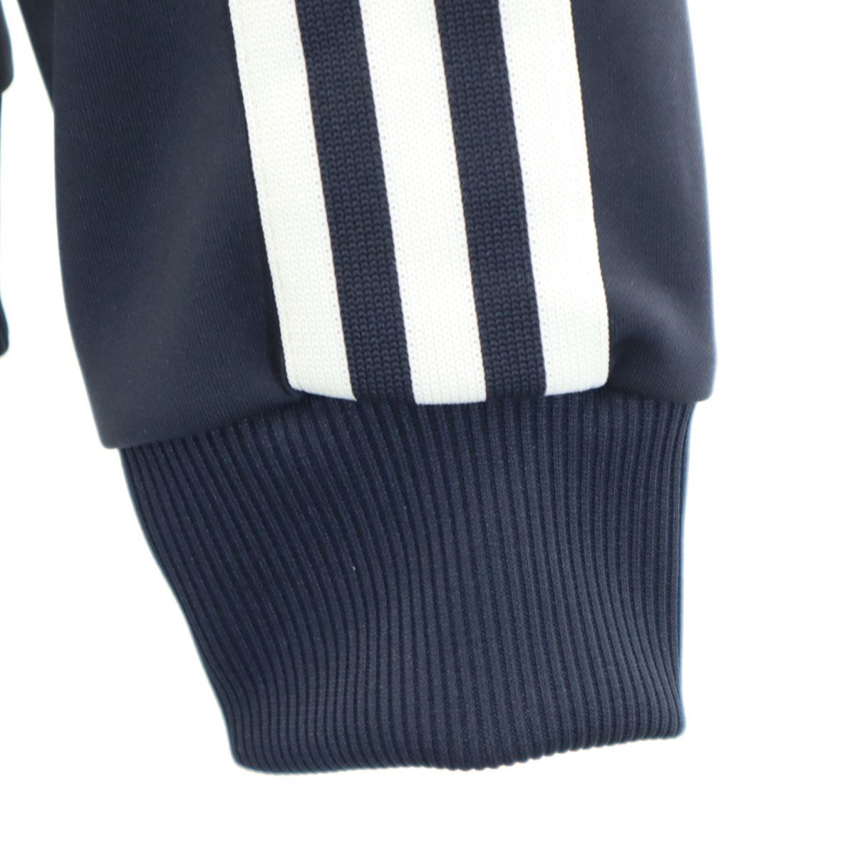adidas アディダス トラックジャケット ネイビー Mサイズ Oasis x adidas トラックジャケット Mサイズ ネイビー - メルカリ