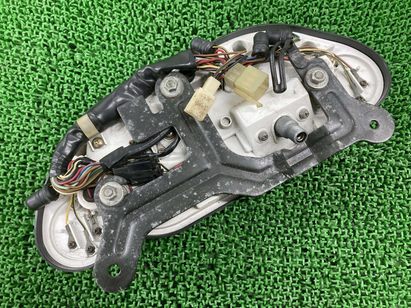 GPZ1100 メーター 0320-002/0320-001 カワサキ 純正 中古 バイク 部品