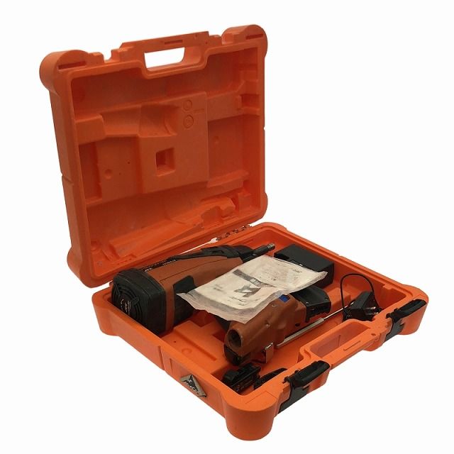 品 JPFトラックファースト ガス式鋲打ち機 TF1800JQ バッテリ2個 充電器 ケース付き 釘打ち機 エア工具