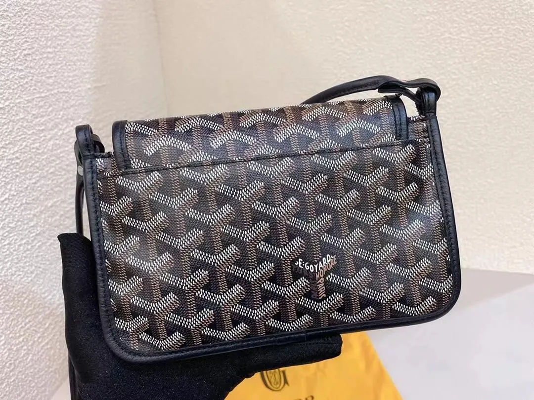 ゴヤール プリュメ ポーチウォレット ブラック GOYARD プリュメ ポーチウォレット~~