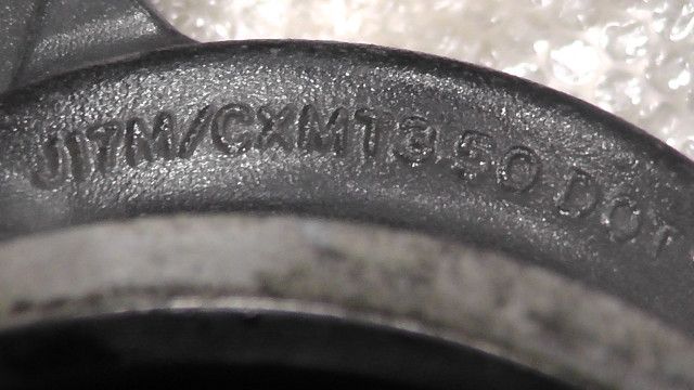 タイヤ付 1748579909