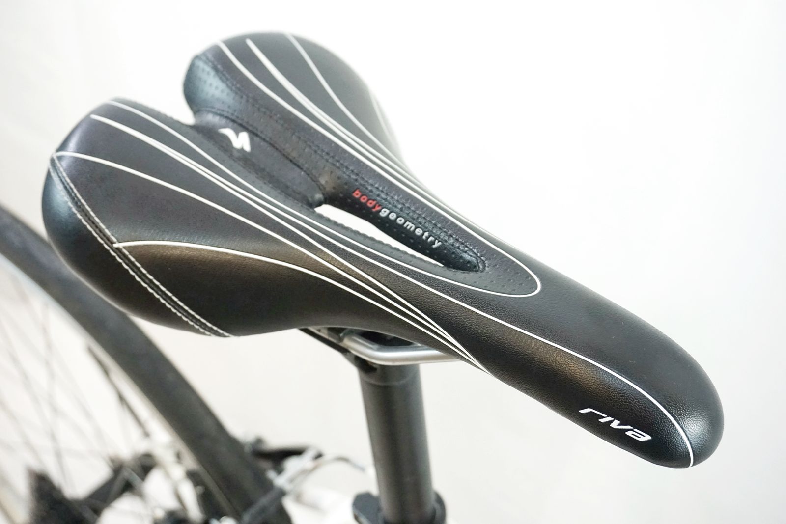 スペシャライズド　SIRRUS Elite　2010年モデル スペシャライズド SIRRUS Elite 2010年モデル - メルカリ