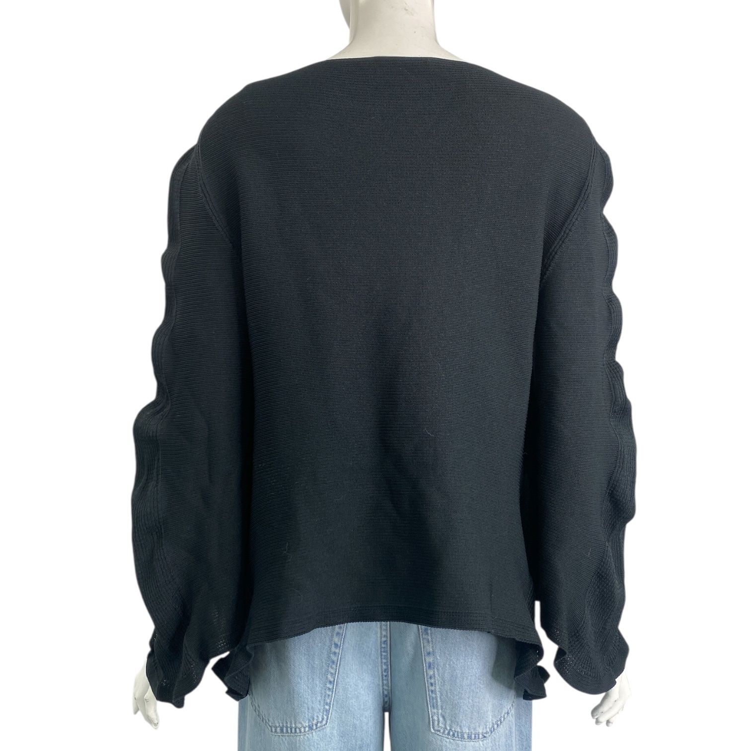 美品 プリーツプリーズ 袖変形 長袖 カットソー イッセイミヤケ 青 L相当 PLEATS PLEASE ISSEY MIYAKE（カットソー(長袖/七分)）のフリマ
