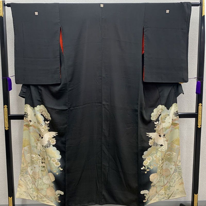 410aa10◇Kimono アンティーク着物 両褄 江戸褄 黒留袖 鶴 松竹梅 菊 御所車 金糸 刺繍 大正ロマン 昭和レトロ 和洋MIXコーデ ジュニアにも◇状態良好