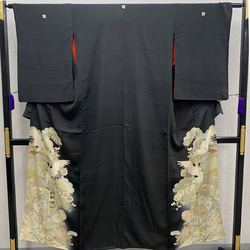 410aa10◇Kimono アンティーク着物 両褄 江戸褄 黒留袖 鶴 松竹梅 菊 