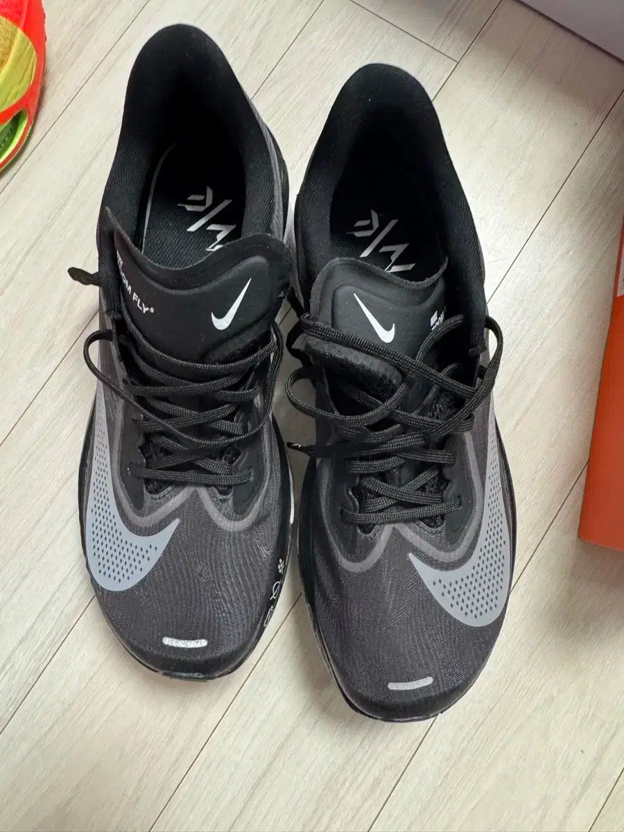 NIKE ナイキ ズームフライ 6 265