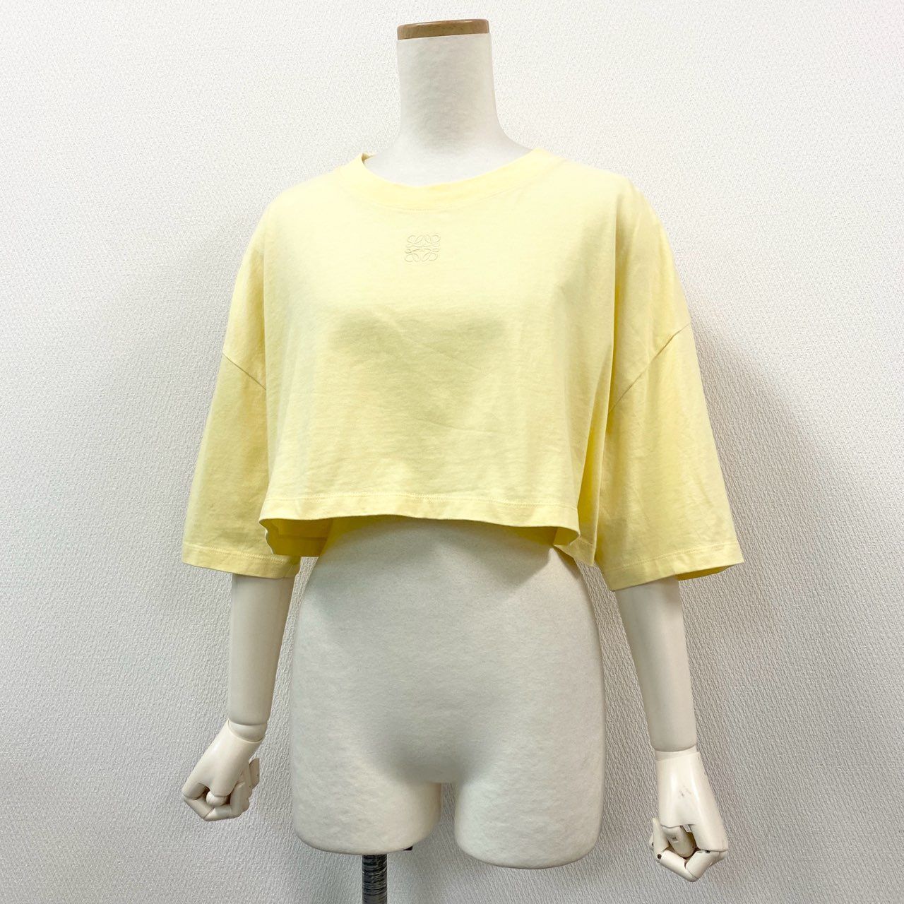 56l18 《美品》 LOEWE ロエベ アナグラム刺繍 クロップドTシャツ S