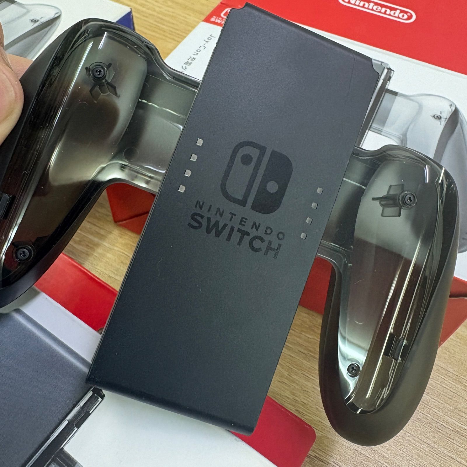 動作確認済】Switch ジョイコン充電グリップ 1個 純正品 Joy-Con