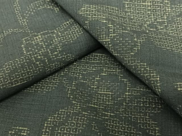 平和屋着物●結城紬 80亀甲 花唐草文 やまと誂製 正絹 AAAV7287zg
