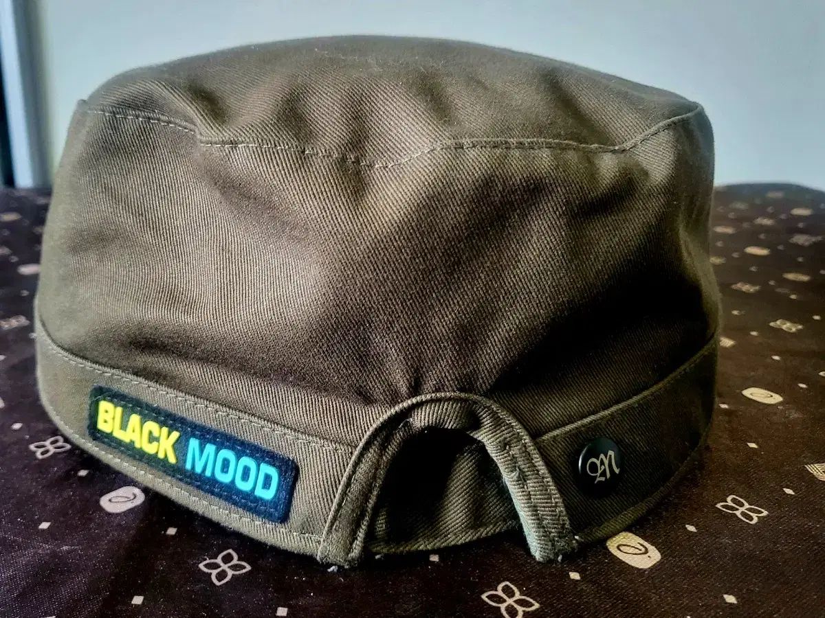 ブラックムード