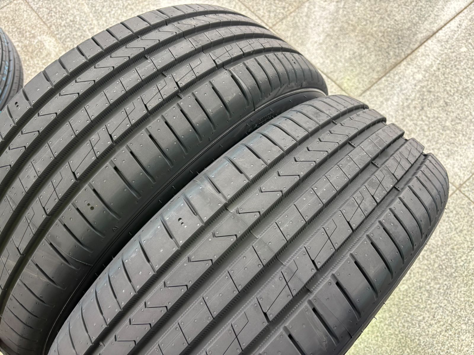 最短発送 4本価格 製 215|45R17 91W XL 215|45-17 ハンコック ベンタス プライム4 HANKOOK Ventus Prime4 K135 夏用 夏タイヤ